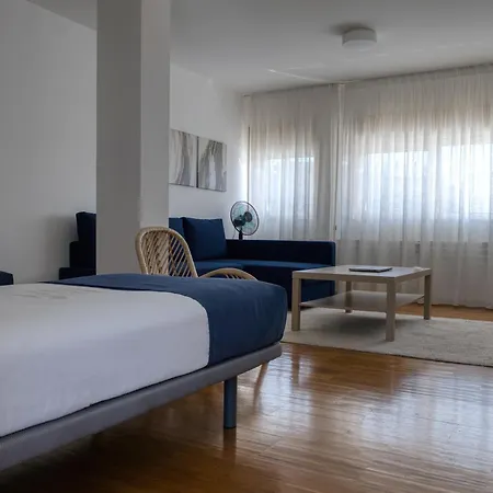 宾馆 Hospederia San Froilan 3*
